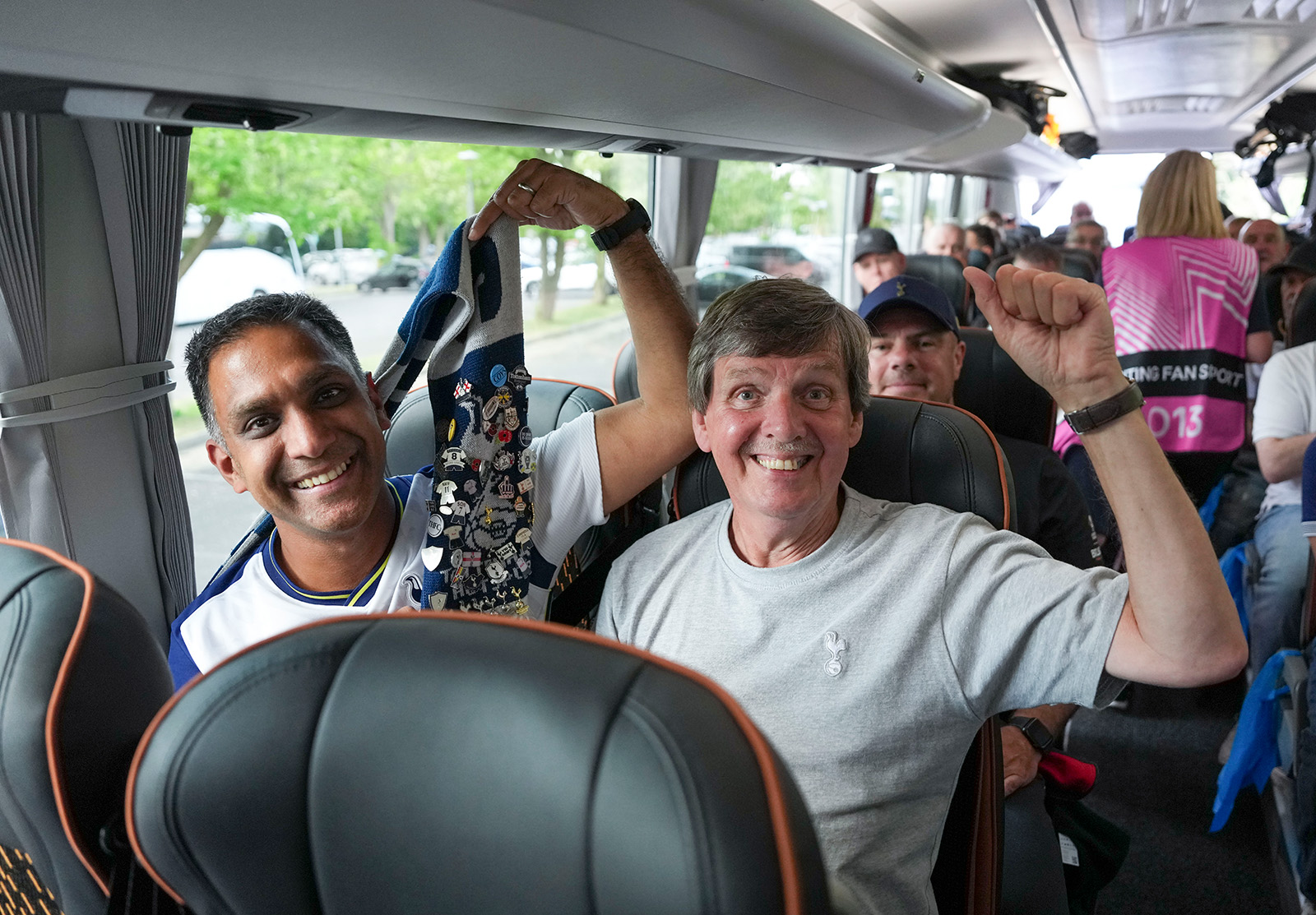 Open image in gallery