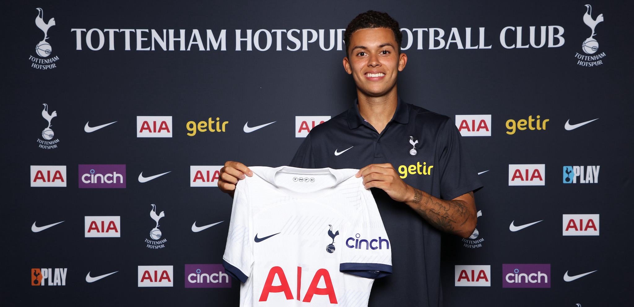 EL王者　23-24シーズン　ブレナンジョンソン EL王者 23-24シーズン ブレナンジョンソン - メルカリ