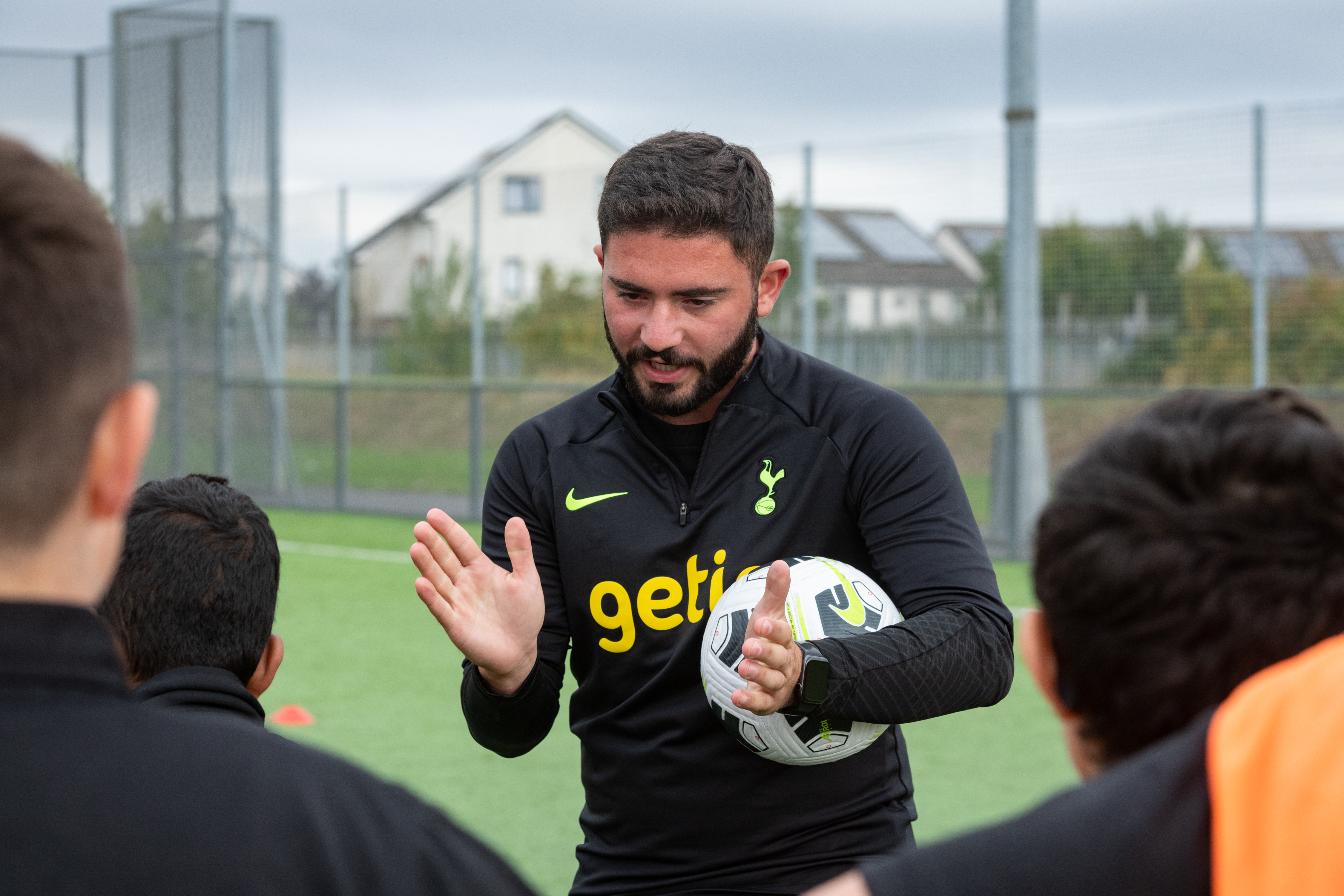 Open image in gallery